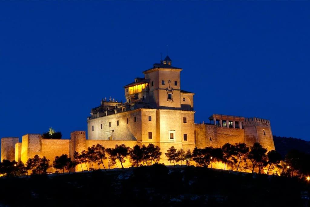 Alojamiento Central Caravaca Каравака-де-ла-Крус Экстерьер фото